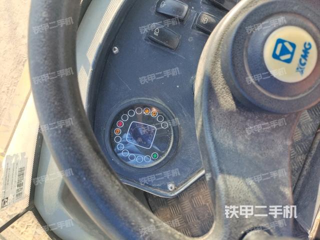 操作把手（壓路機(jī)駕駛室）