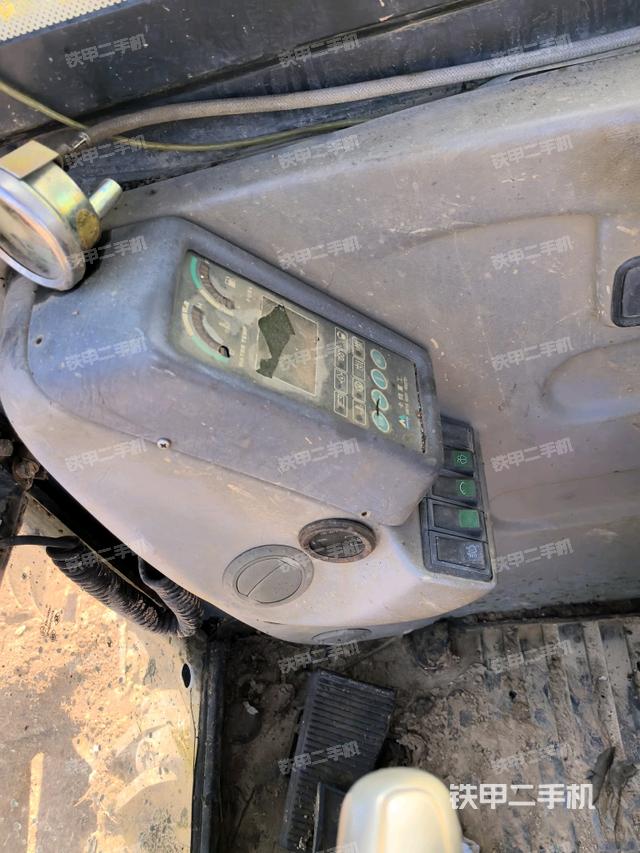 顯示屏?(駕駛室部分) 顯示屏?(駕駛室部分)