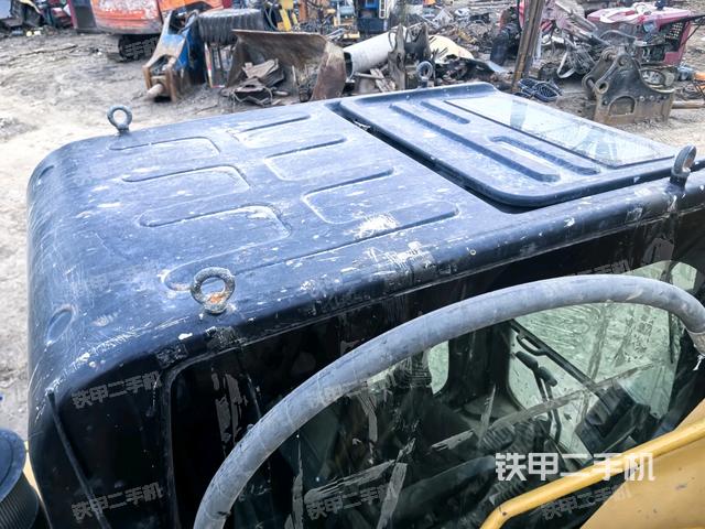 駕駛室頂部俯視（上車部件）