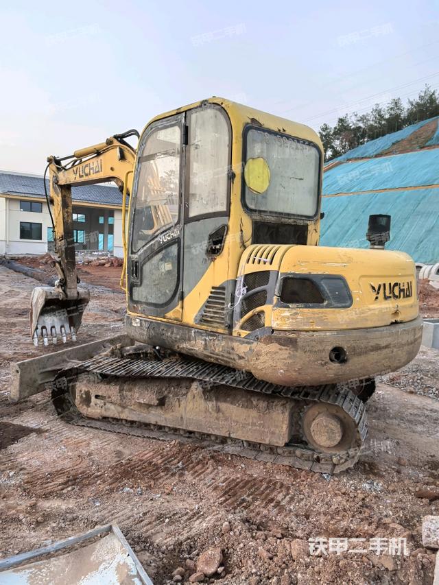 左后45（整機外觀）