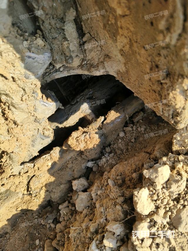 左導(dǎo)向輪（行走機(jī)構(gòu)）