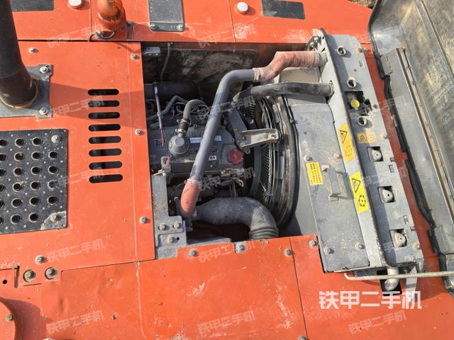 發(fā)動機室(上車部件) 發(fā)動機室(上車部件)