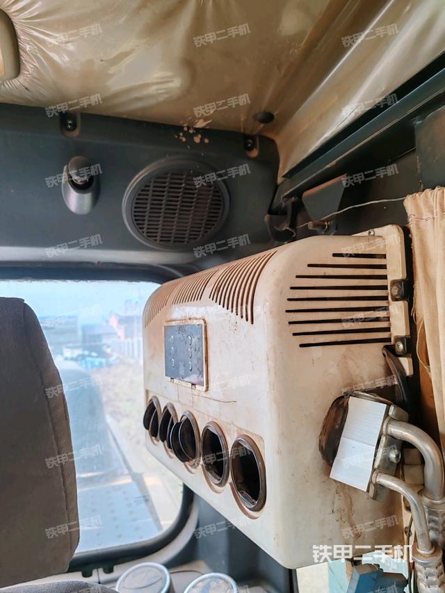 駕駛室左后45度（駕駛室部分）