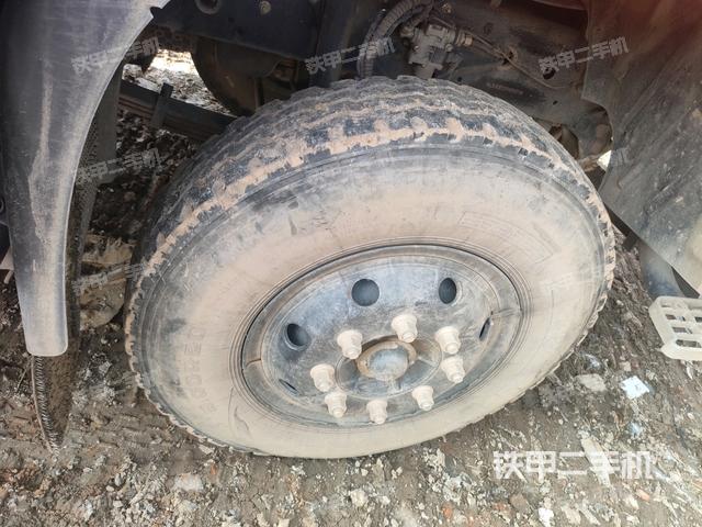 右引導(dǎo)輪/右前輪（行走機(jī)構(gòu)）