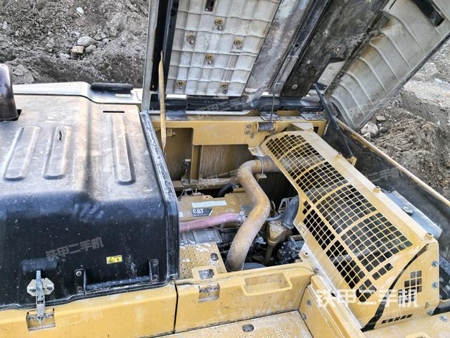 發(fā)動機室（上車部件）