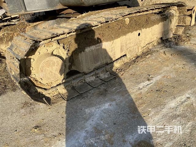 左側(cè)履帶整體?(行走機構(gòu)) 左側(cè)履帶整體?(行走機構(gòu))