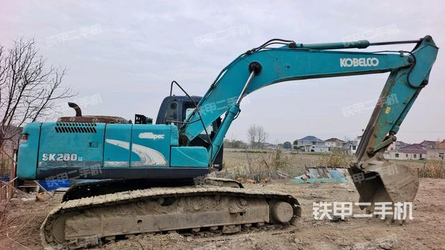 右后45(整機(jī)外觀) 右后45(整機(jī)外觀)