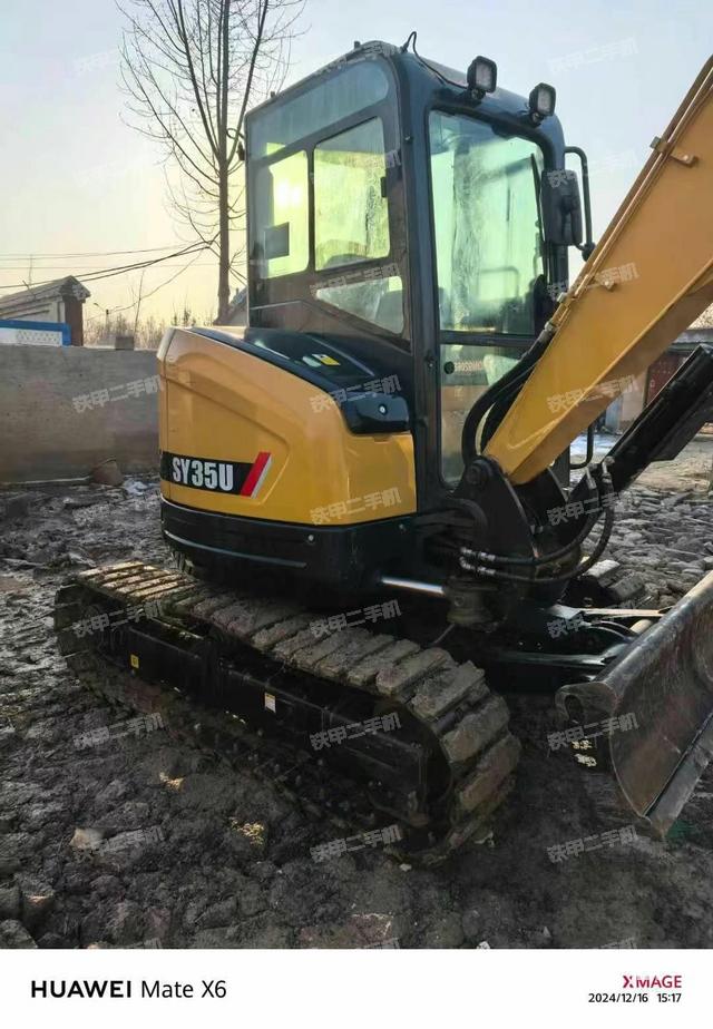 駕駛室頂部（整機(jī)外觀）