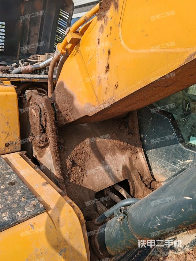 大臂根部?斜視（工作和回轉(zhuǎn)裝置）