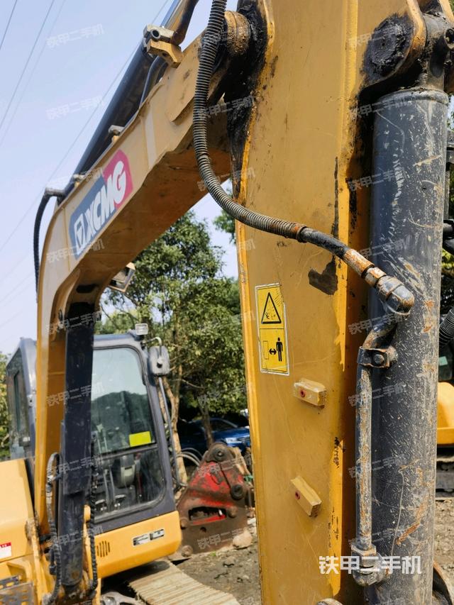 小臂整體左后（工作和回轉(zhuǎn)裝置）