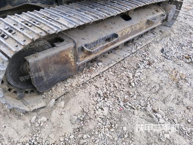 左側履帶整體?(行走機構) 左側履帶整體?(行走機構)