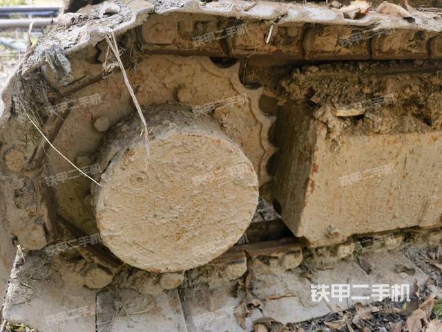 右驅(qū)動輪(行走機構(gòu)) 右驅(qū)動輪(行走機構(gòu))