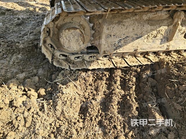 右側(cè)履帶整體?（行走機(jī)構(gòu)）