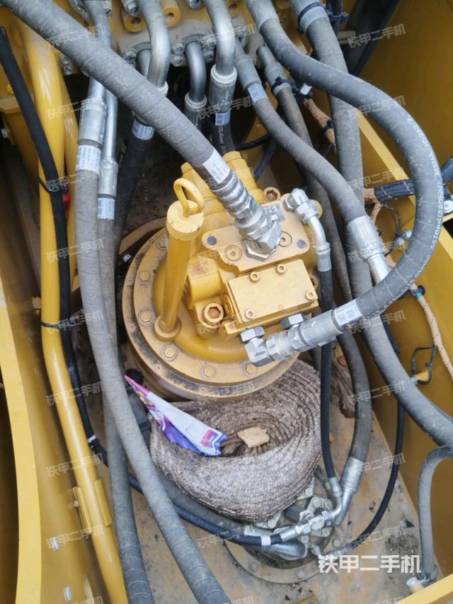 回轉(zhuǎn)馬達(dá)（上車部件）