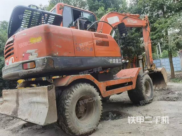 右后45(整機(jī)外觀) 右后45(整機(jī)外觀)