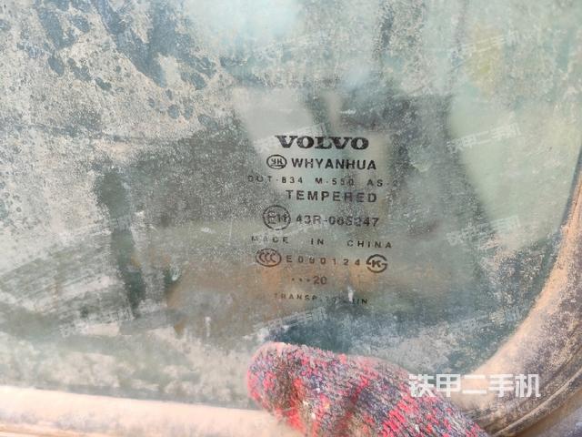 后窗玻璃角標(biāo)（駕駛室部分）