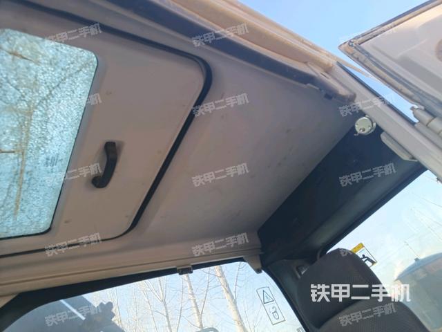 頂棚整體(駕駛室部分) 頂棚整體(駕駛室部分)
