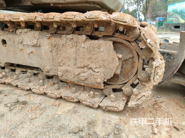 右導(dǎo)向輪（行走機(jī)構(gòu)）