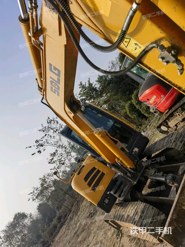 大臂整體?右側（工作和回轉裝置）