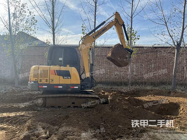 整機右后45°（整機外觀）