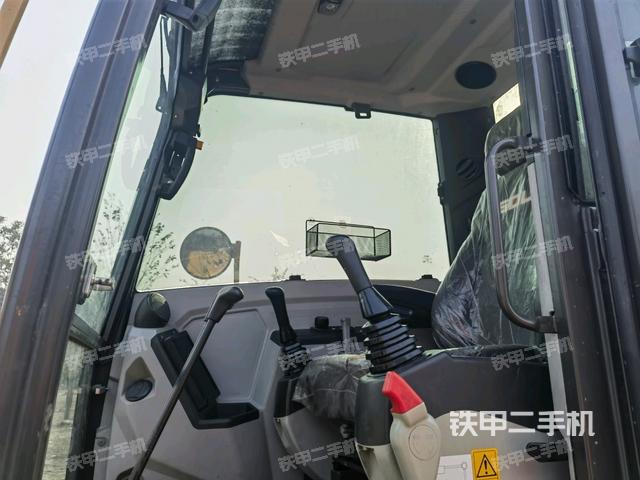 頂棚整體（駕駛室部分）