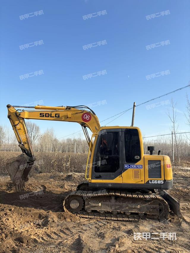 駕駛室整體（整機(jī)外觀）