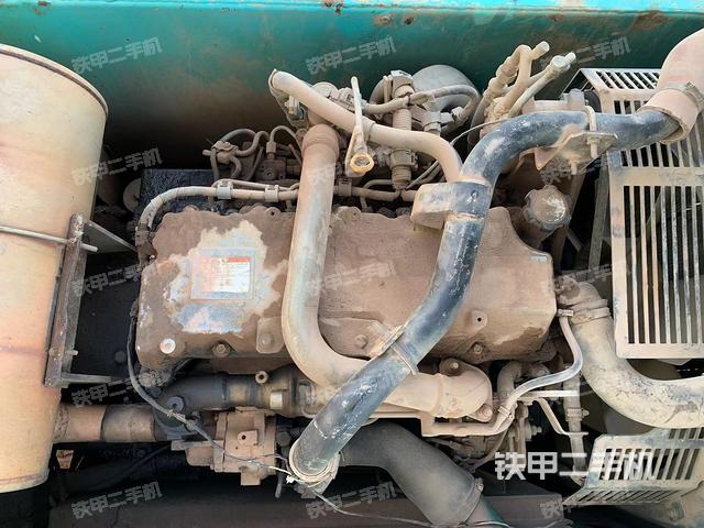 發(fā)動機(jī)整體俯視(整機(jī)外觀) 發(fā)動機(jī)整體俯視(整機(jī)外觀)