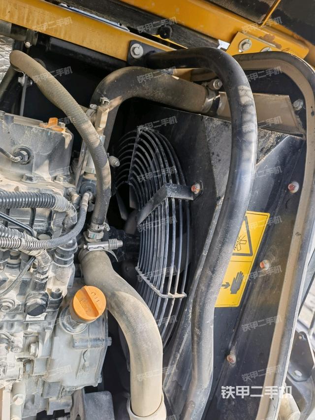 水箱+風扇特寫（上車部件）