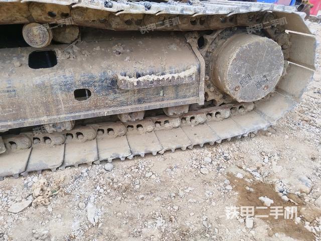 左驅(qū)動(dòng)輪（行走機(jī)構(gòu)）