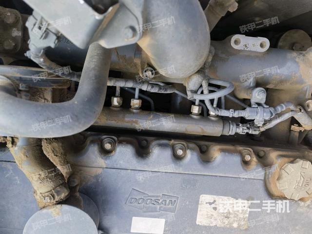 氣門室蓋螺絲特寫（上車部件）