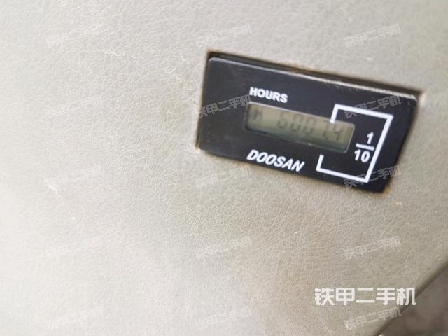 小時表(駕駛室部分) 小時表(駕駛室部分)