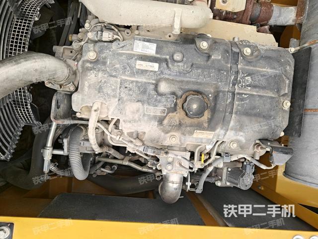 發(fā)動(dòng)機(jī)室（上車部件）