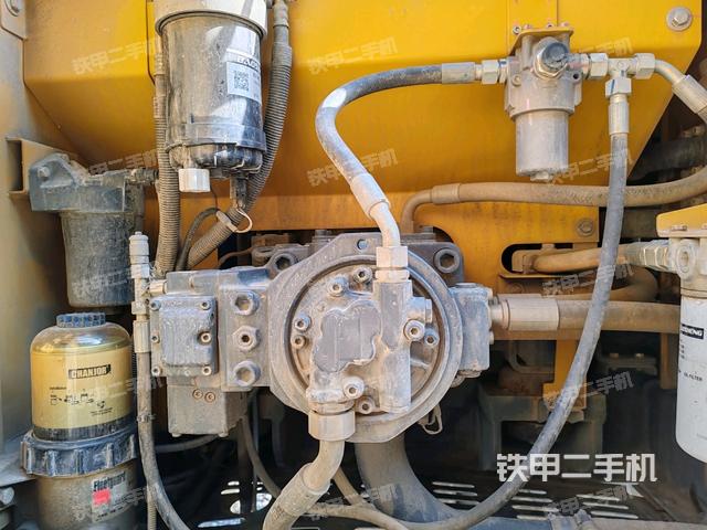 液壓泵室(大件艙室) 液壓泵室(大件艙室)