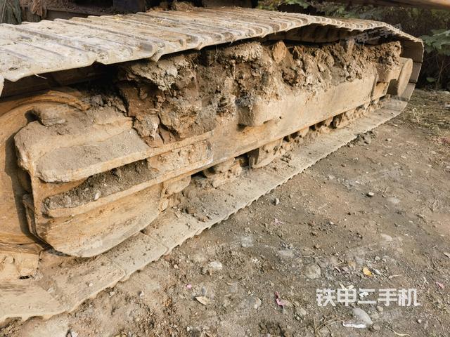 右側(cè)履帶整體（行走機(jī)構(gòu)）