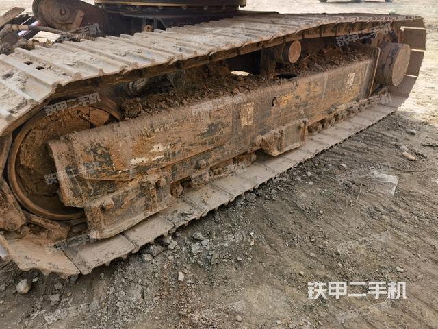 左側履帶整體?（行走機構）