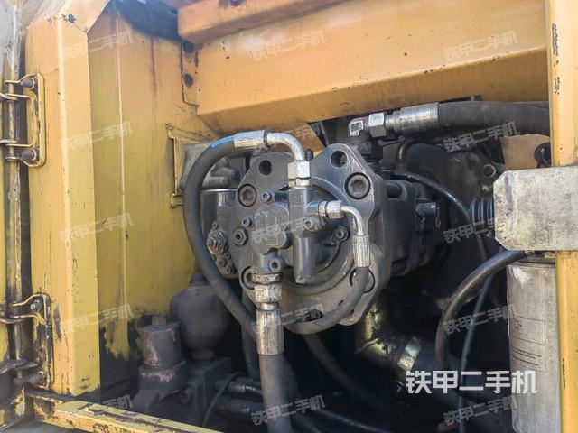 液壓泵室(大件艙室) 液壓泵室(大件艙室)