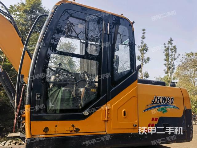 ?駕駛室正側(cè)(駕駛室部分) ?駕駛室正側(cè)(駕駛室部分)