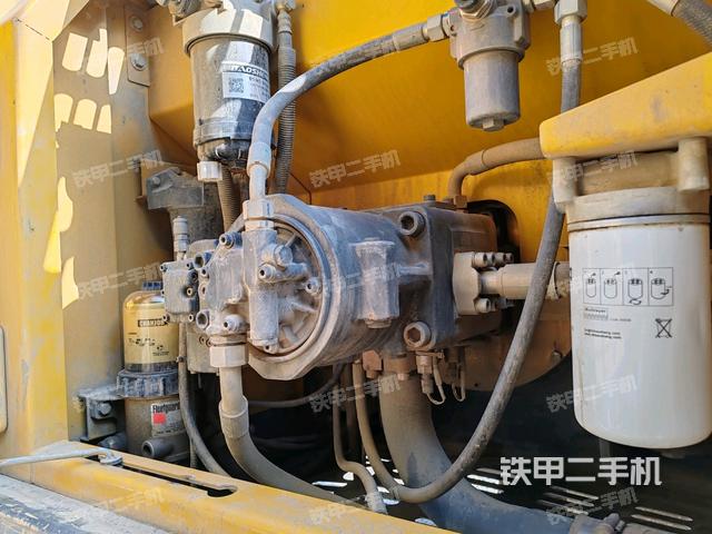 液壓泵斜45?左(大件艙室) 液壓泵斜45?左(大件艙室)