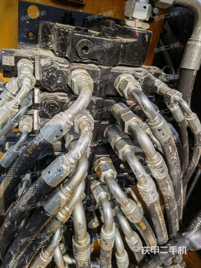 分配閥（上車部件）