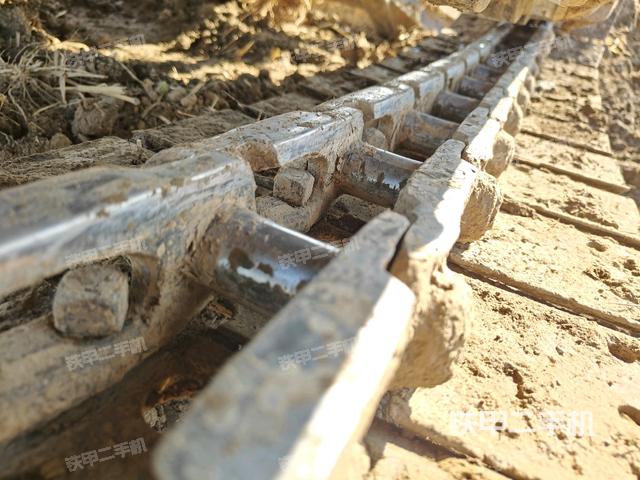 右側(cè)行走馬達(dá)蓋板（行走機(jī)構(gòu)）