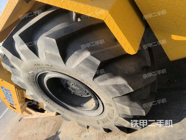 左引導(dǎo)輪 /左前輪（行走機(jī)構(gòu)）