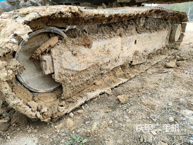 左側(cè)履帶整體?（行走機(jī)構(gòu)）