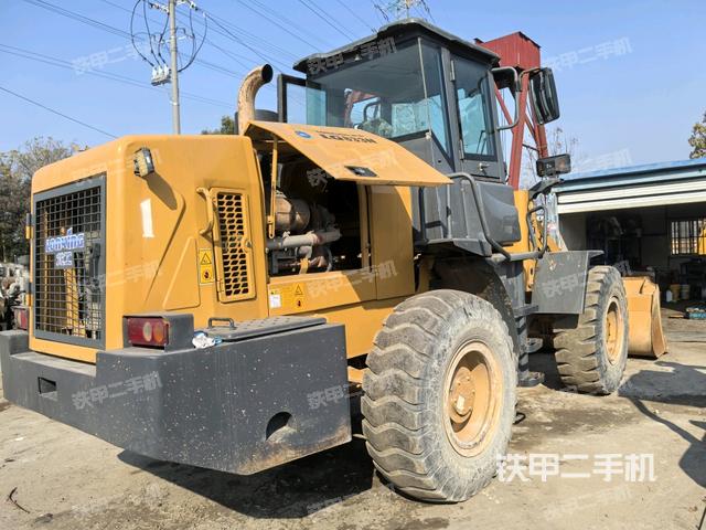 右后45°(整機(jī)外觀) 右后45°(整機(jī)外觀)