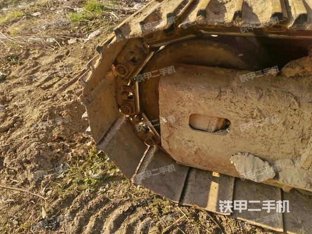 左側(cè)行走馬達(dá)蓋板(行走機(jī)構(gòu)) 左側(cè)行走馬達(dá)蓋板(行走機(jī)構(gòu))