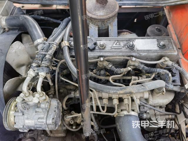 發(fā)動(dòng)機(jī)室(上車部件) 發(fā)動(dòng)機(jī)室(上車部件)
