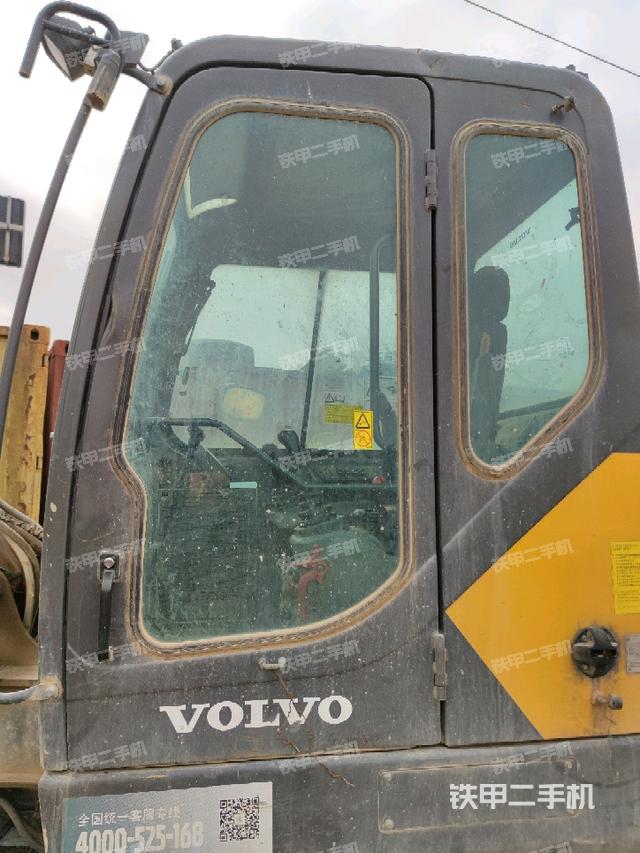 ?駕駛室正側(cè)（駕駛室部分）