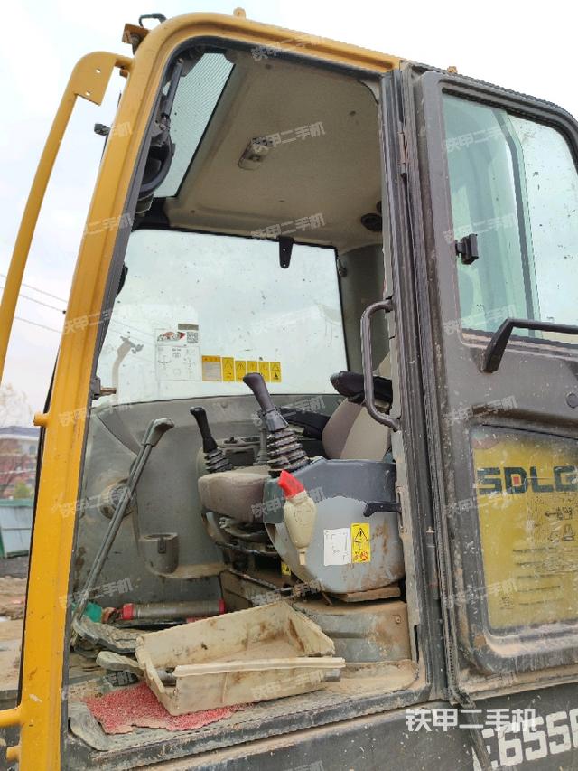 頂棚整體（駕駛室部分）