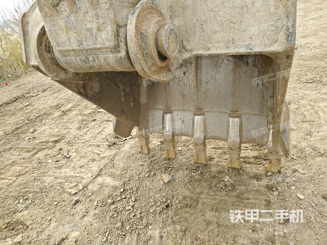 小臂整體左后（工作和回轉(zhuǎn)裝置）