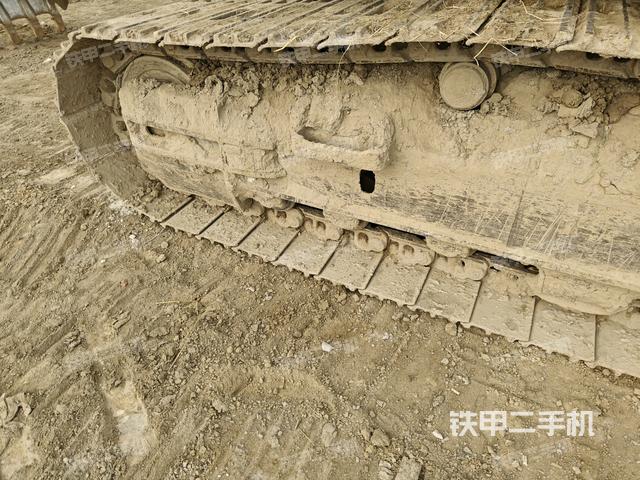 左側(cè)行走馬達(dá)蓋板（行走機(jī)構(gòu)）