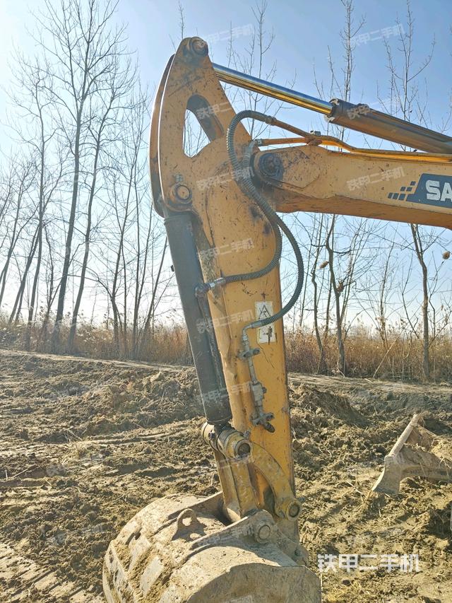 小臂整體左后（工作和回轉(zhuǎn)裝置）